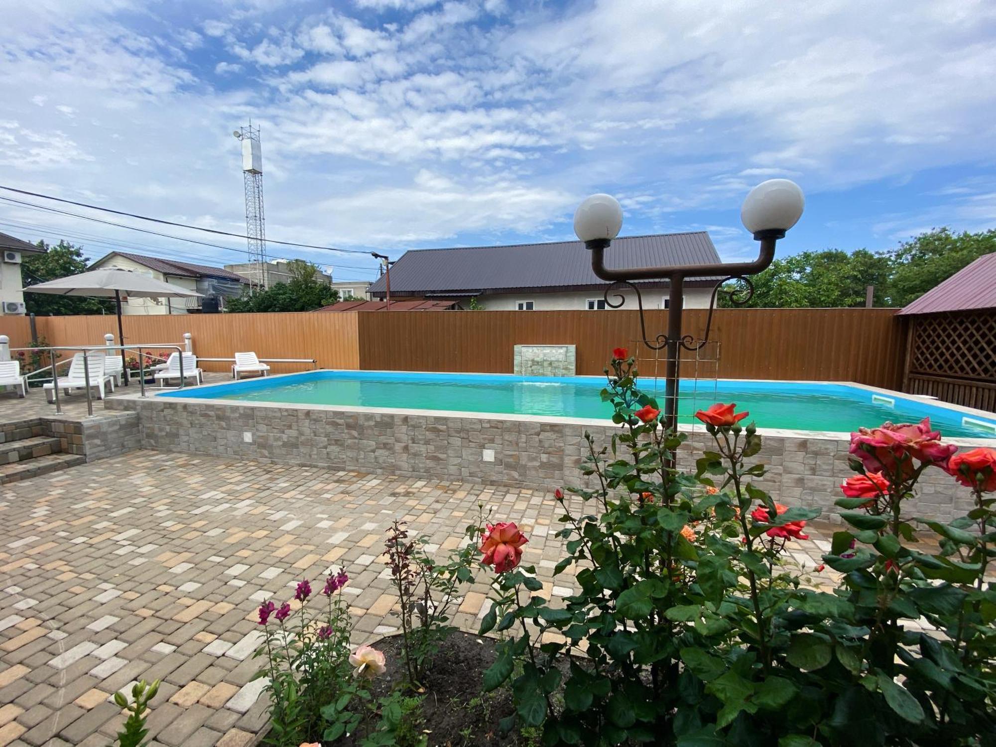 Solnechnaia Dacha Aparthotel Zatoka Luaran gambar