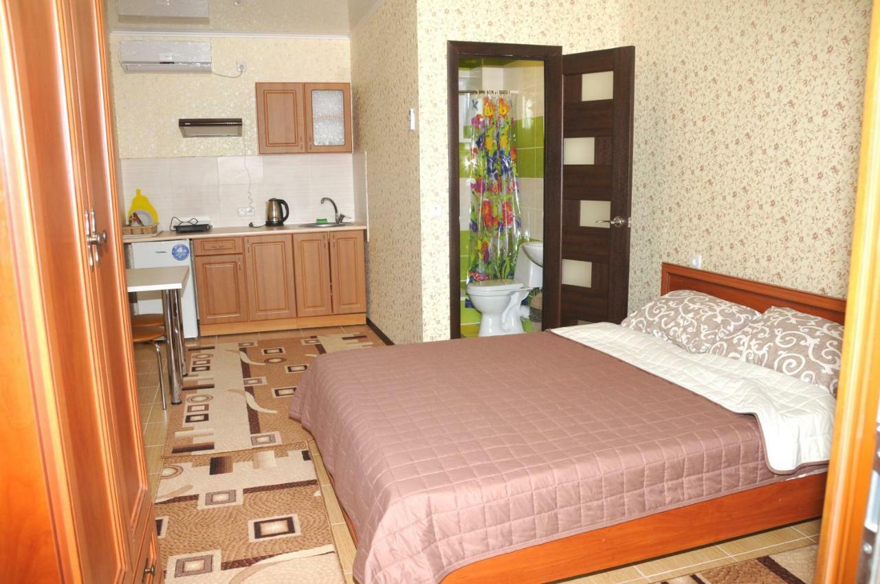 Solnechnaia Dacha Aparthotel Zatoka Luaran gambar