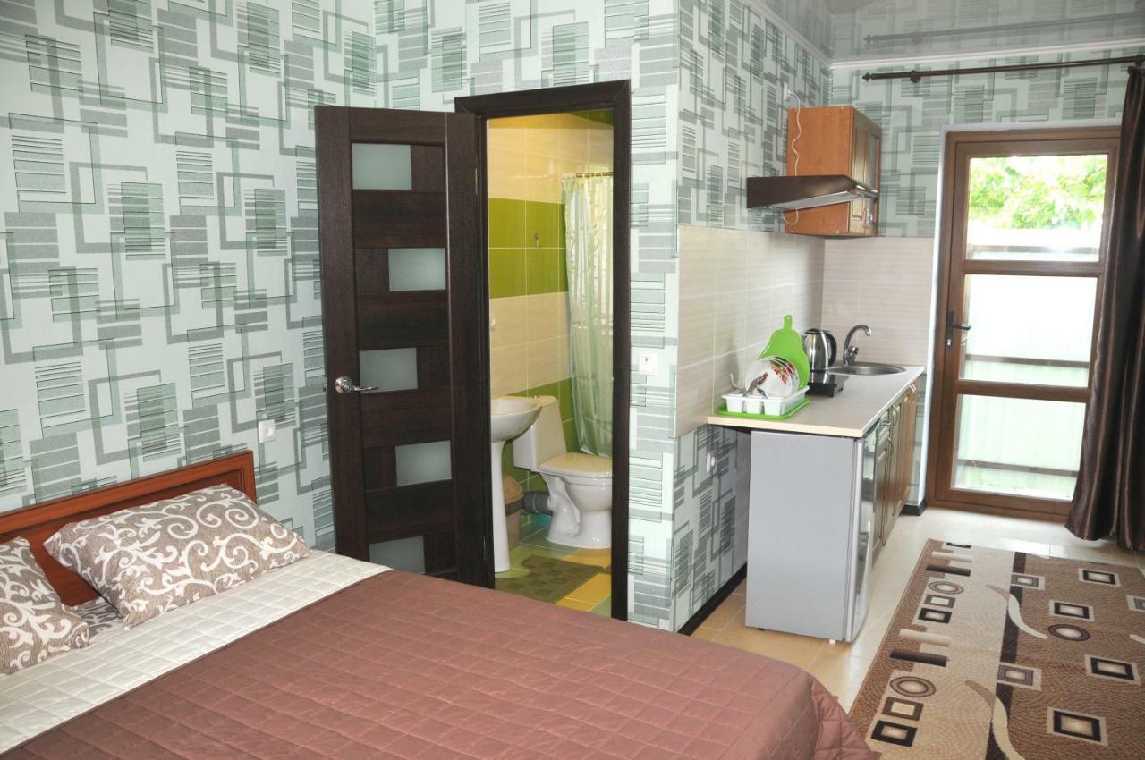 Solnechnaia Dacha Aparthotel Zatoka Luaran gambar