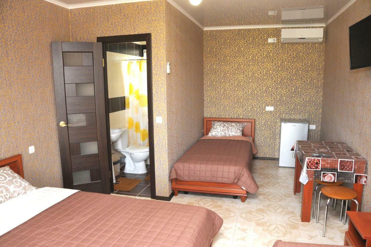 Solnechnaia Dacha Aparthotel Zatoka Luaran gambar